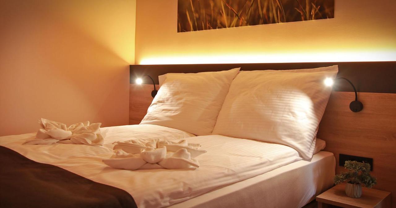 Sunset Bogacs Apartment Bagian luar foto